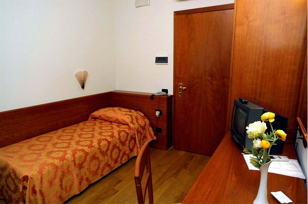 Hotel La Villetta Calenzano Eksteriør billede