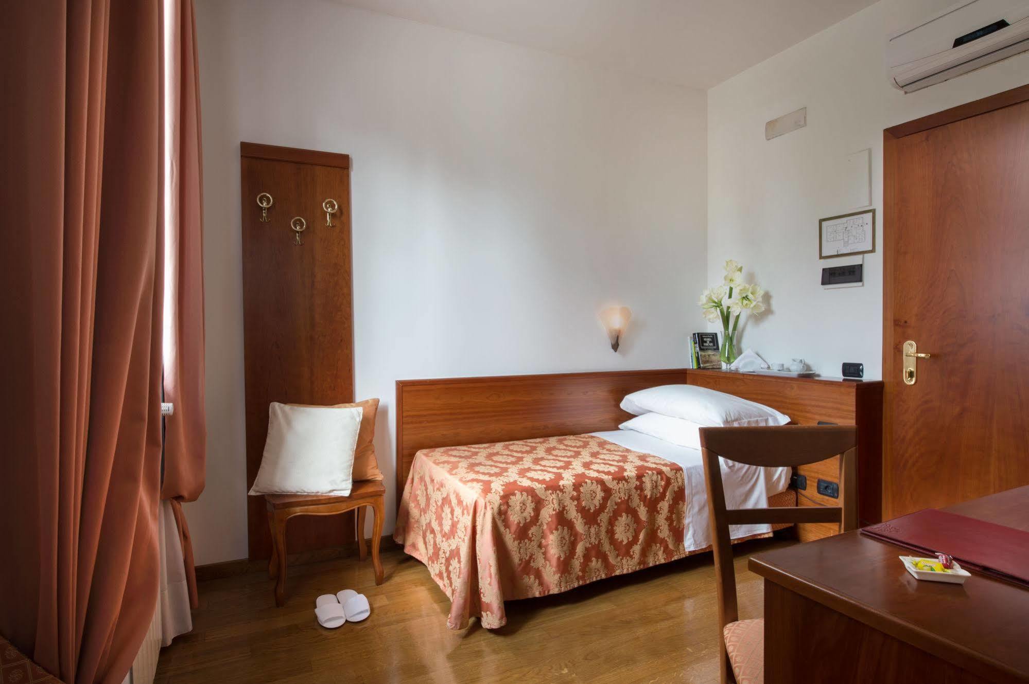 Hotel La Villetta Calenzano Eksteriør billede